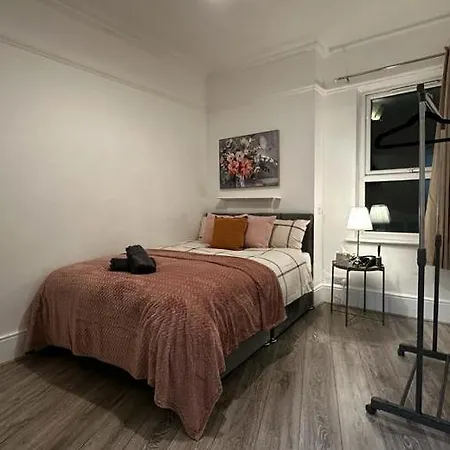Wandsworth Guest Rooms 64 Лондон Экстерьер фото