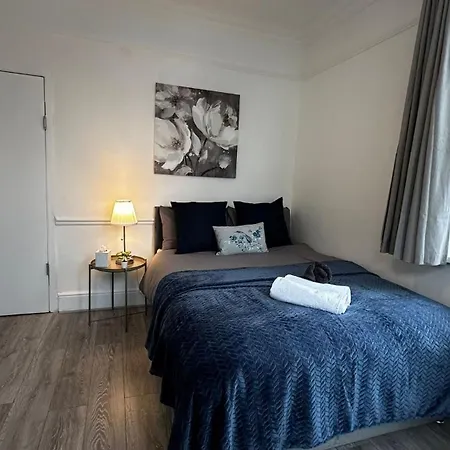 Wandsworth Guest Rooms 64 Лондон Номер фото